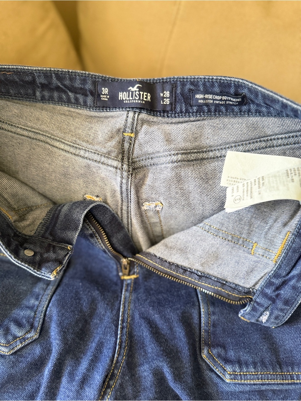 Hollister Men’s Dark Blue Denim Jeans